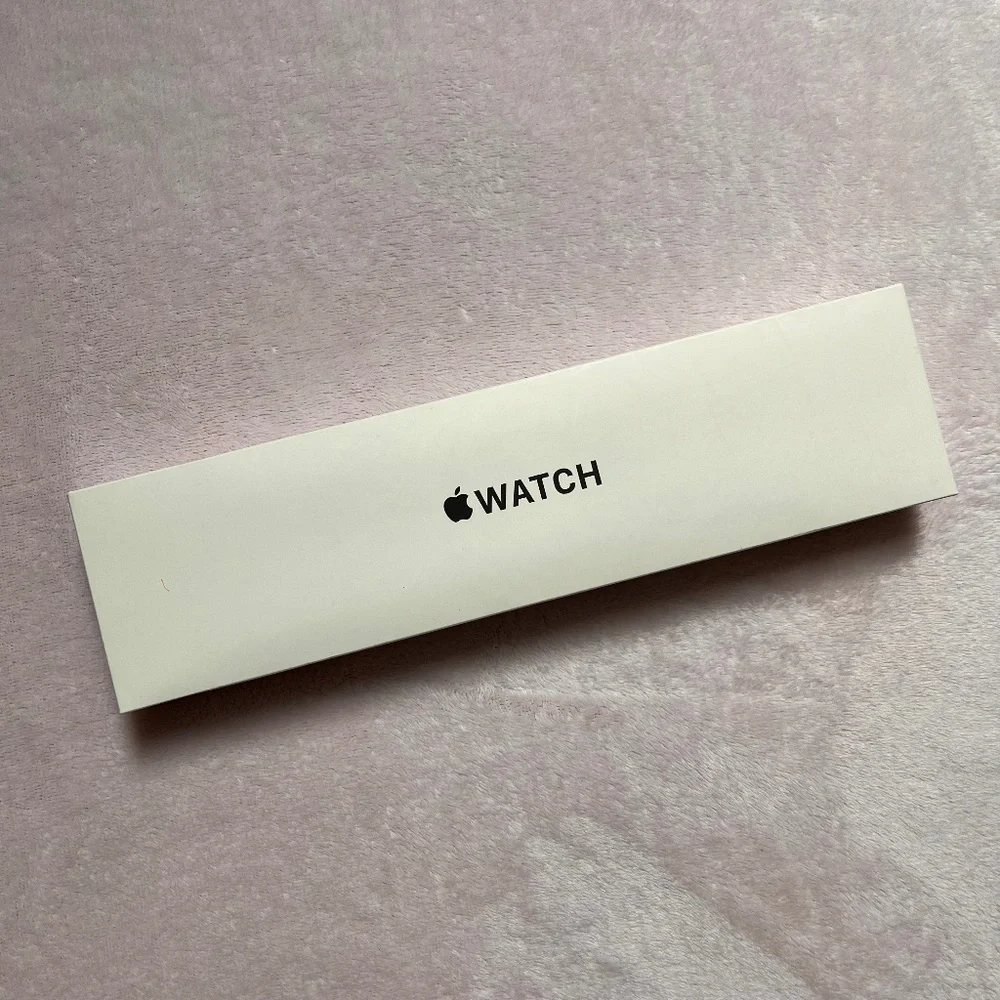 Apple Watch SE Starlight BNIB